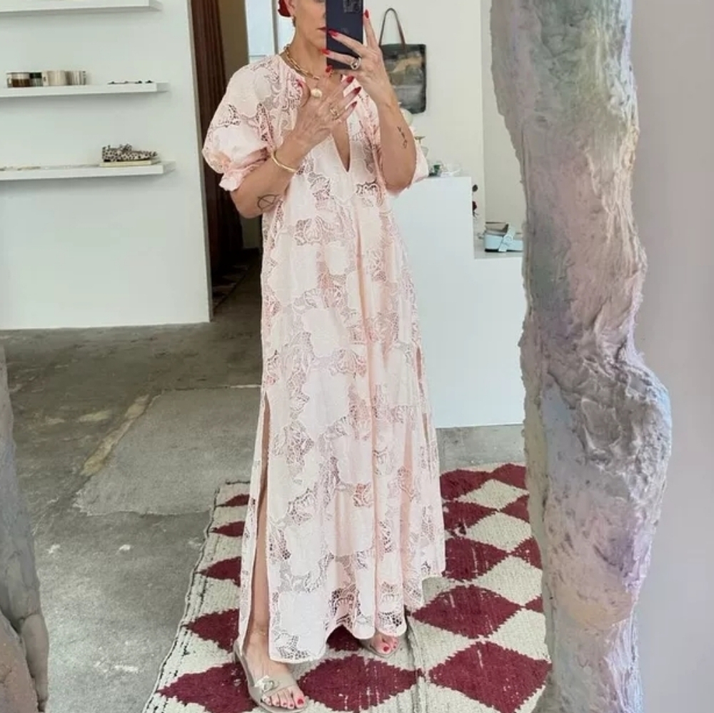 Mr. Larkin Maeve In Pale Peach